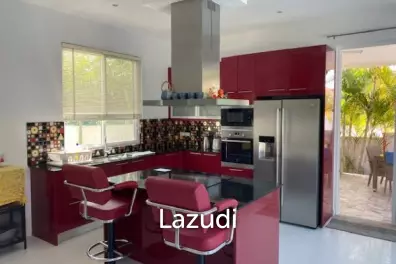 RED MOUNTAIN BOUTIQUE : Great Value and quality 3 bed pool villa