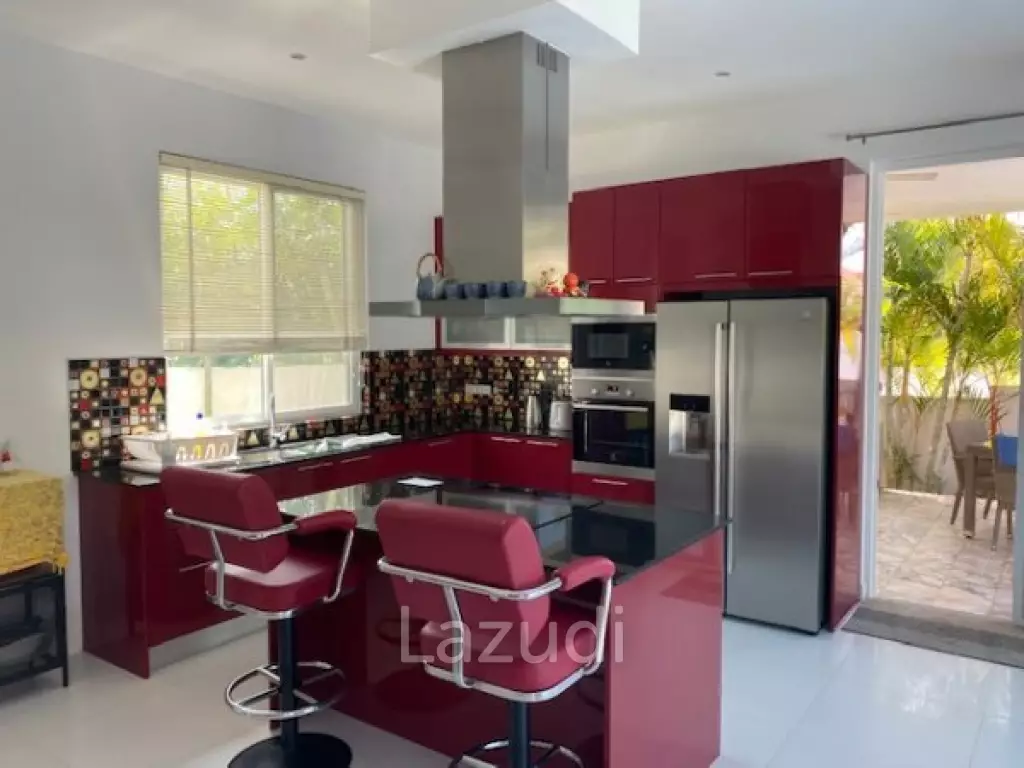 RED MOUNTAIN BOUTIQUE : Great Value and quality 3 bed pool villa