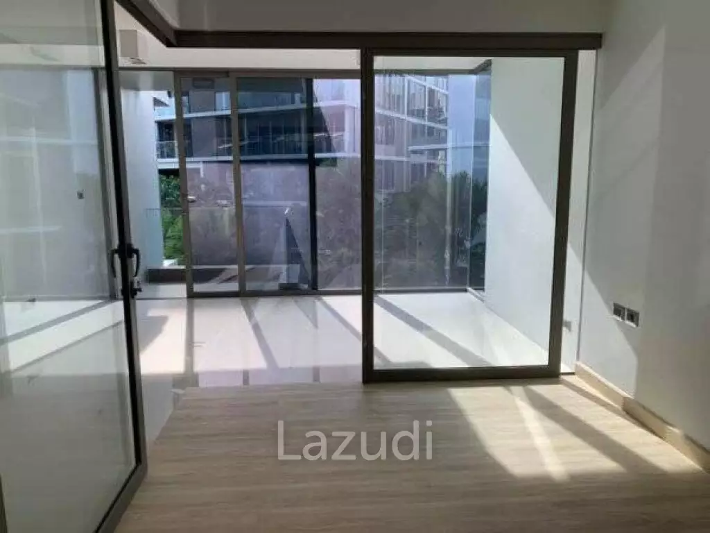 THE PINE CONDO : Great value 1 bed condo close to beach