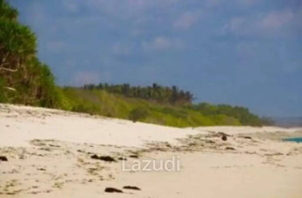 Breathtaking Freehold Land in Kodi Beach, Sumba