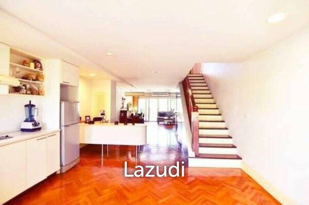 130 ตร.ม 2 เตียง 2 อาบน้ำ คอนโดมิเนียม For ขาย