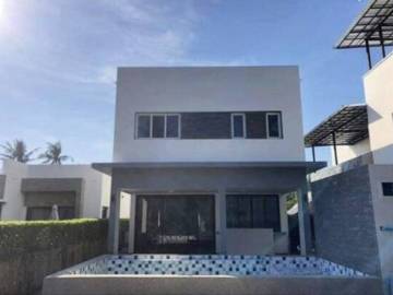 Brand New 4 Bed Pool Villa near the river and Beautiful countryside views