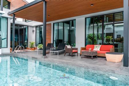 Spacious 4 bed pool villa | NAIHARN