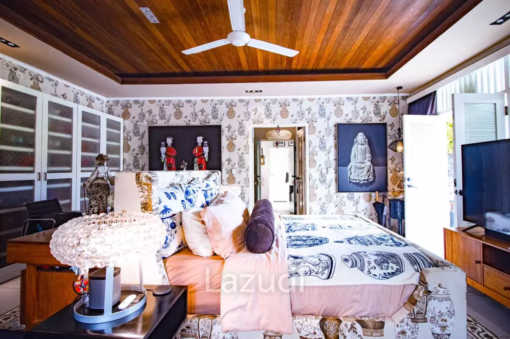 Great Colonial Villa 3 bedrooms fully furnished in Tubak Bayuh Badung