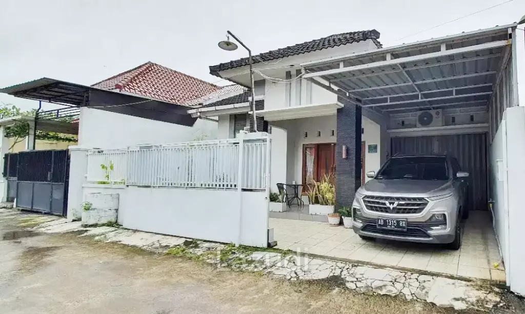Rumah Dijual di Sleman Yogyakarta Dekat Universitas Respati, RS Hermina Yogyakarta, Bandara Adisutjipto, Plaza Ambarrukmo