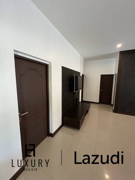 420 metro cuadrado 3 ` 2 Baño Villa de Venta