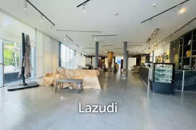 SHOW ROOM FOR SALE IN PRATUMNAK HILL SOI 5