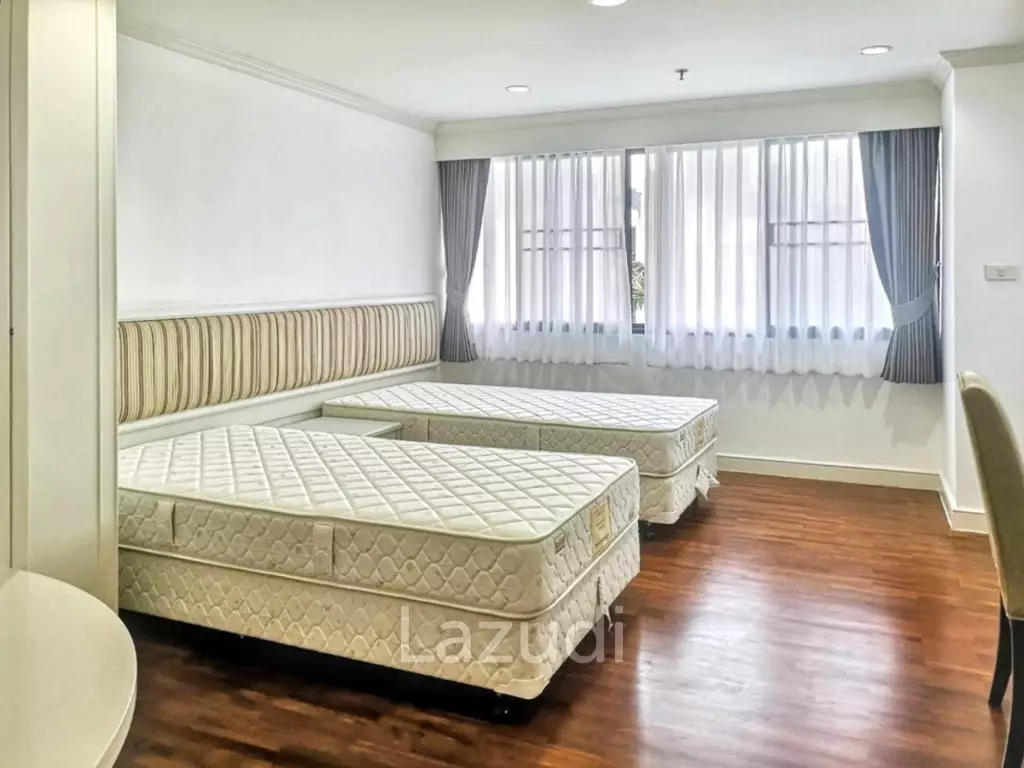 3 Beds 3 Baths 240 SQ.M at Lee House