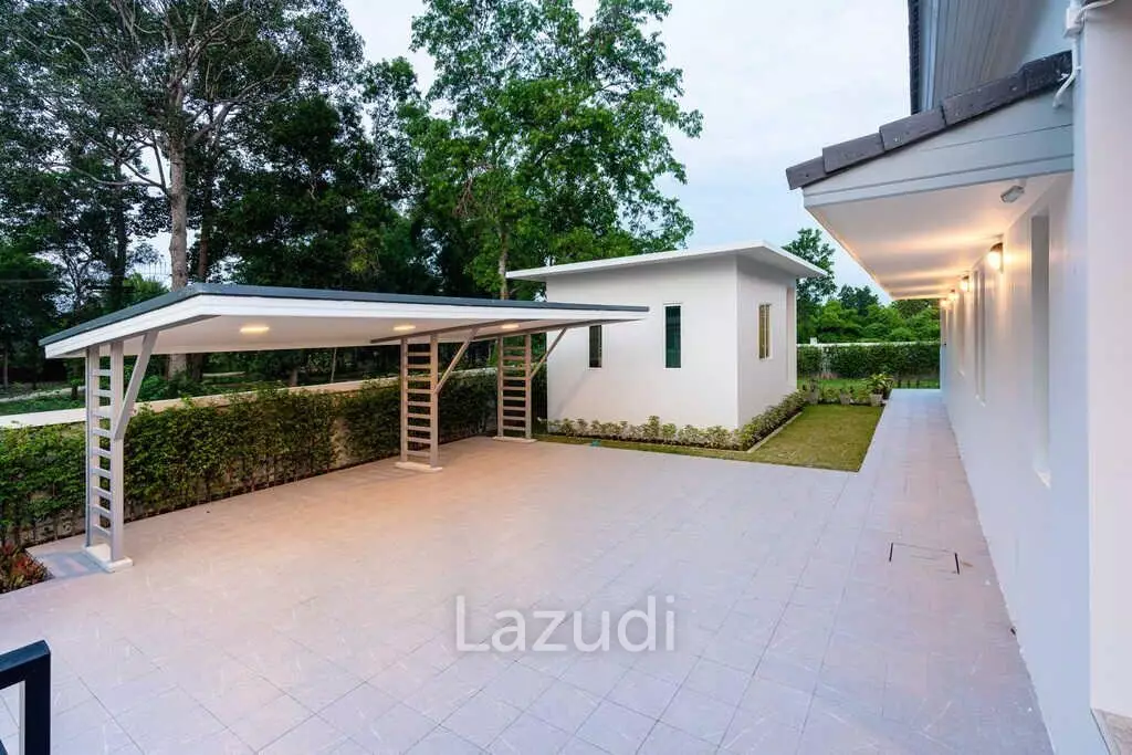 AMARAYA VILLAS : 5 Bedroom Modern Villa On 1 Rai Land