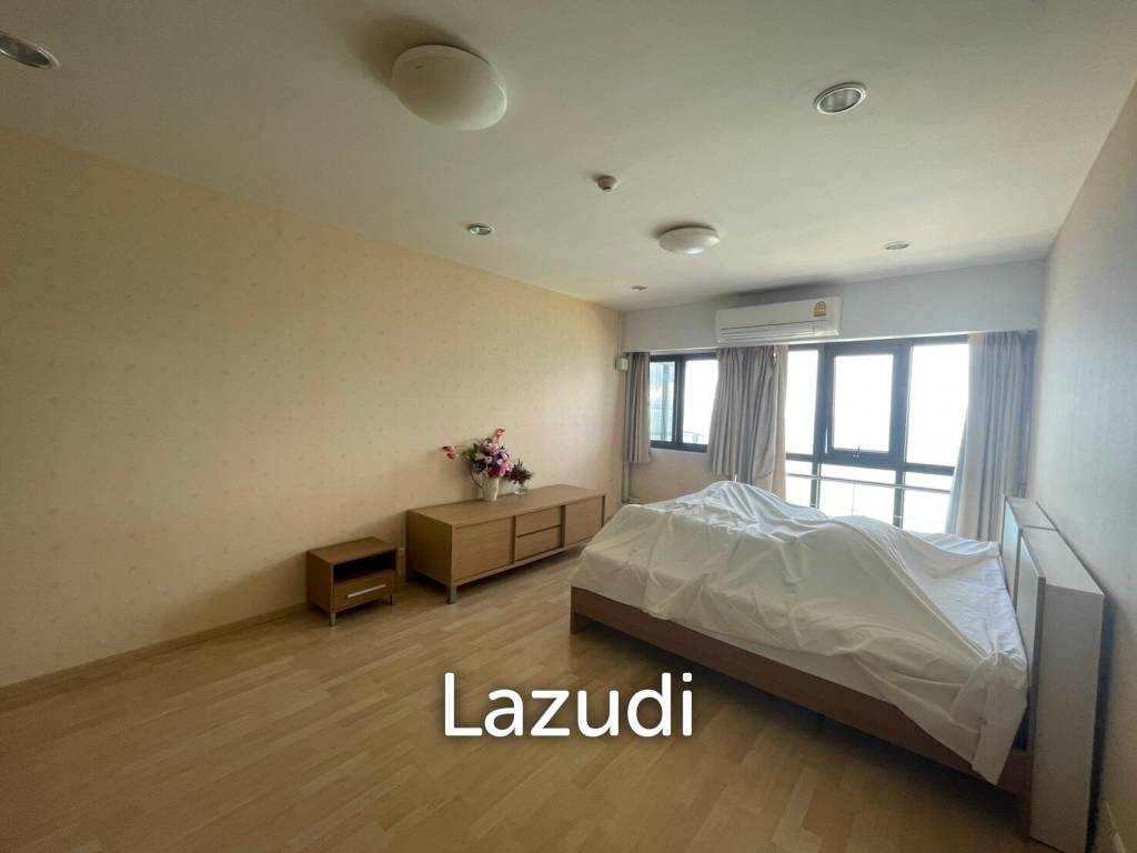 Krisada Condo for Sale
