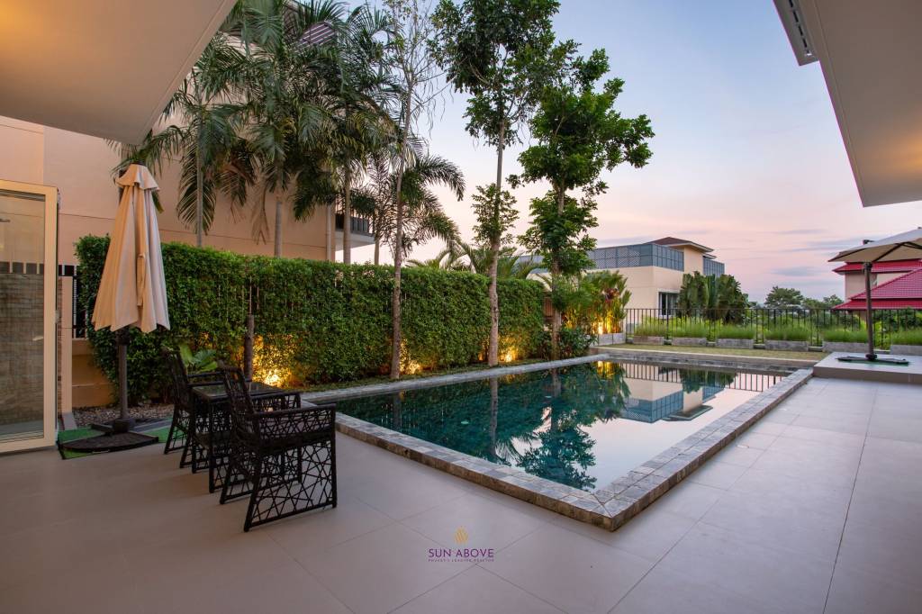 4 bed 5 bath sea view villa - Chalong