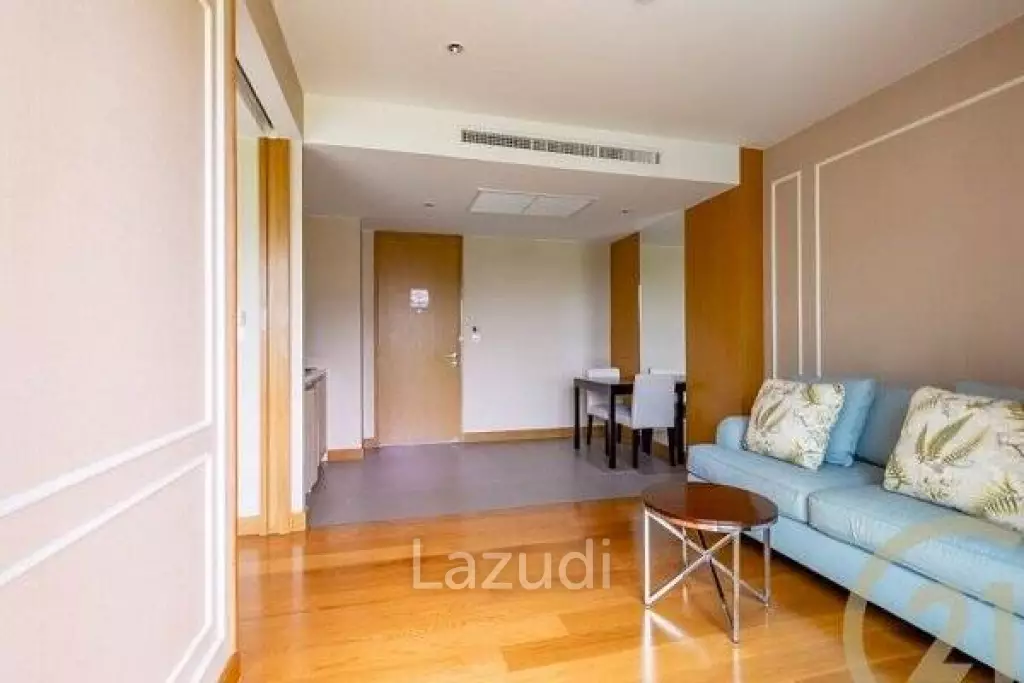 AMARI : 1 Bed Condo in Khao Takiab For Sale.