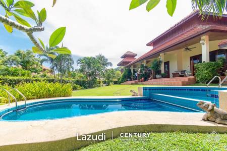 WHITE LOTUS 2 : Beautiful Bali Style pool villa