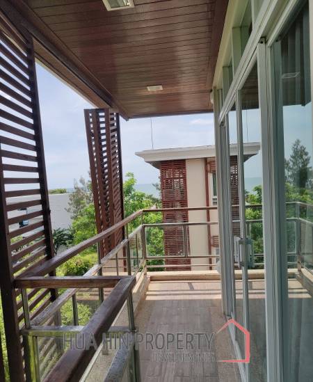 2 Bedrooms 2 Bathrooms 133 SQ.M. Condo For Sale