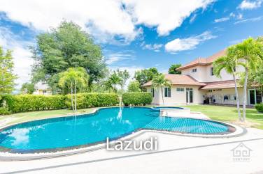 6 Bed 7 Bath Villa For Sale