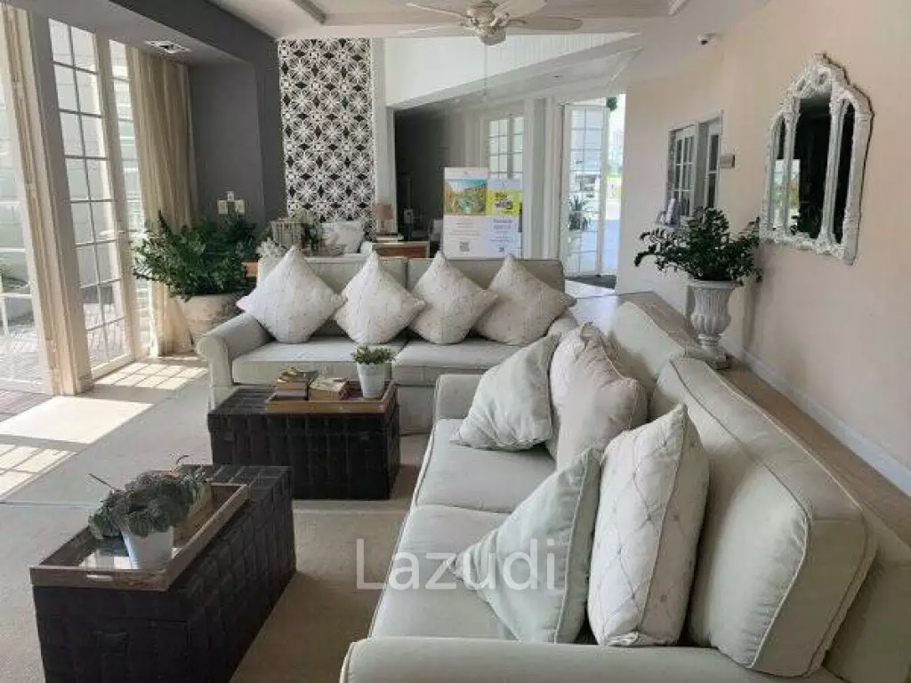 SUMMER : 1 Bed lovely condo for sale