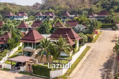 PANORAMA POOL vILLAS  : 2 storey 3 bed bali style villa