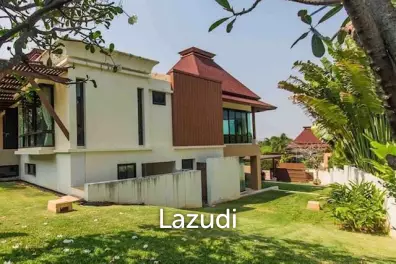 PANORAMA POOL vILLAS  : 2 storey 3 bed bali style villa