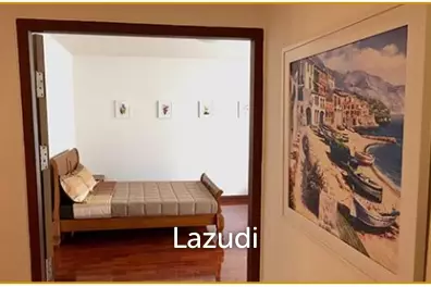 3 Bed 3 Bath 300 SQ.M Aramvej Apartment