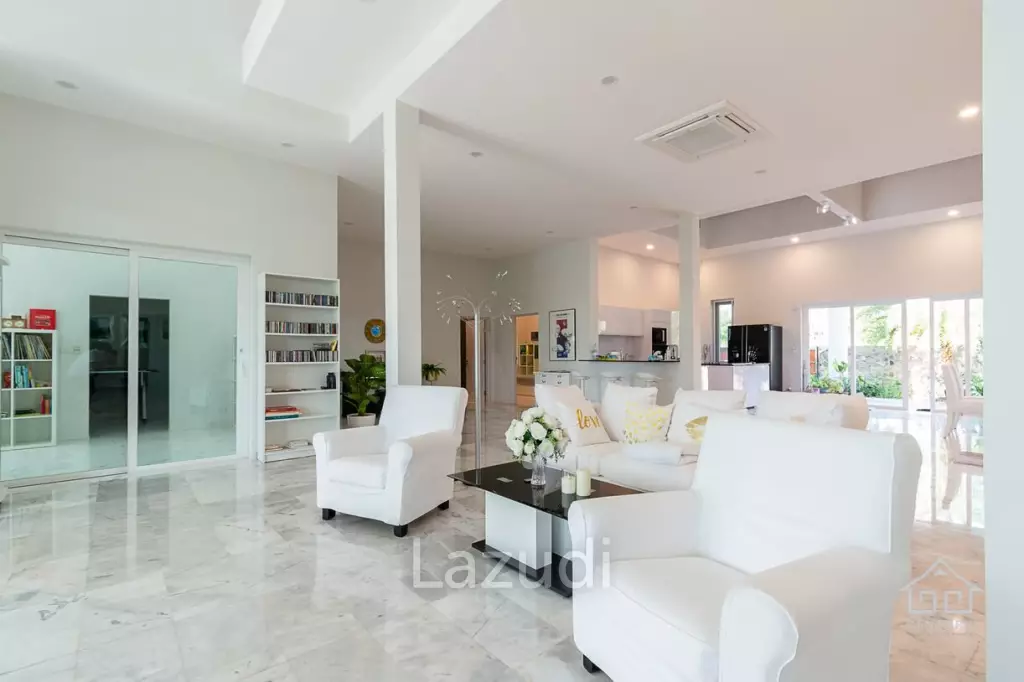 PALM GATE : Lovely 5 bed pool villa