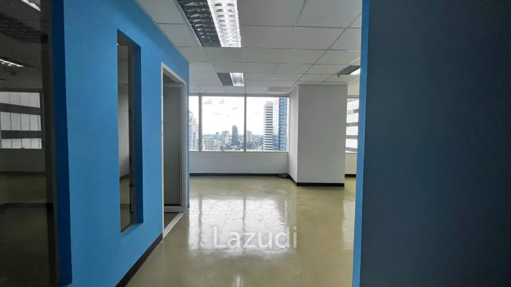 Office For Rent at Column Tower