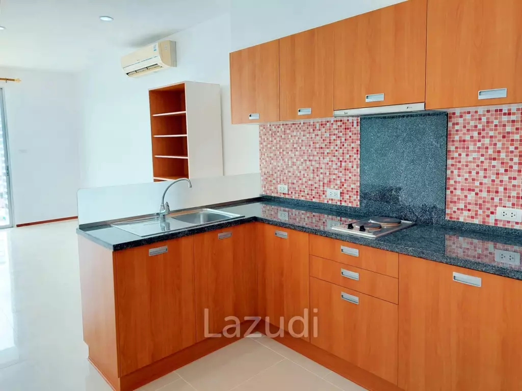 1 Bedroom 1 Bathroom 55 SQ.M. Villa Sathorn