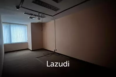 Office For Rent at Column Tower
