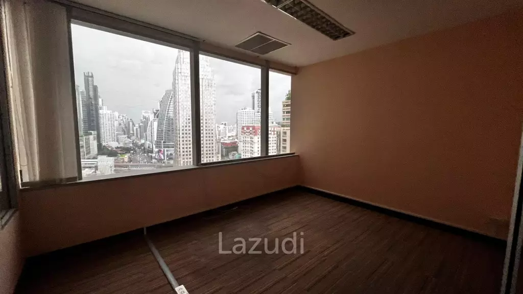 Office For Rent at Column Tower