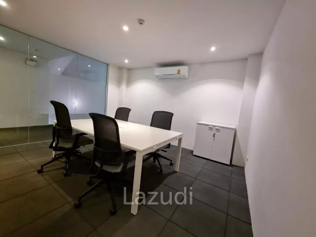 Service Office For Rent at Fabbit Global 