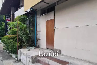 550sm 2nd + Lower Floor Space for Lease on Soi 39