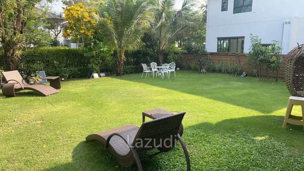 4 Bed 5 Bath 420 SQ.M Burasiri Pattanakarn