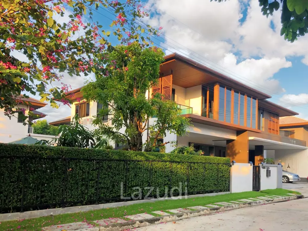 4 Bed 5 Bath 420 SQ.M Burasiri Pattanakarn