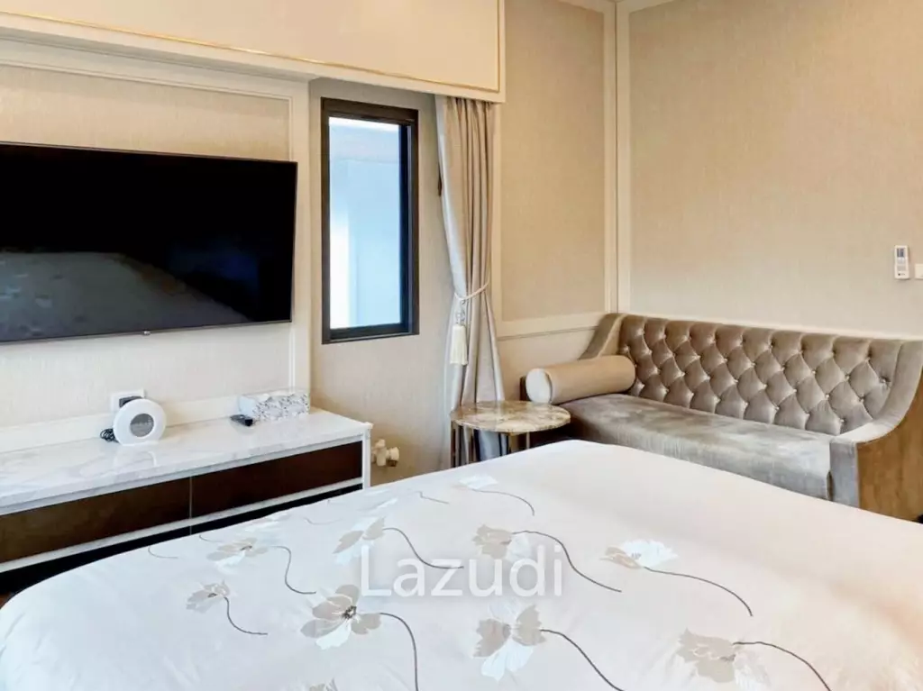 4 Bed 5 Bath 420 SQ.M Burasiri Pattanakarn
