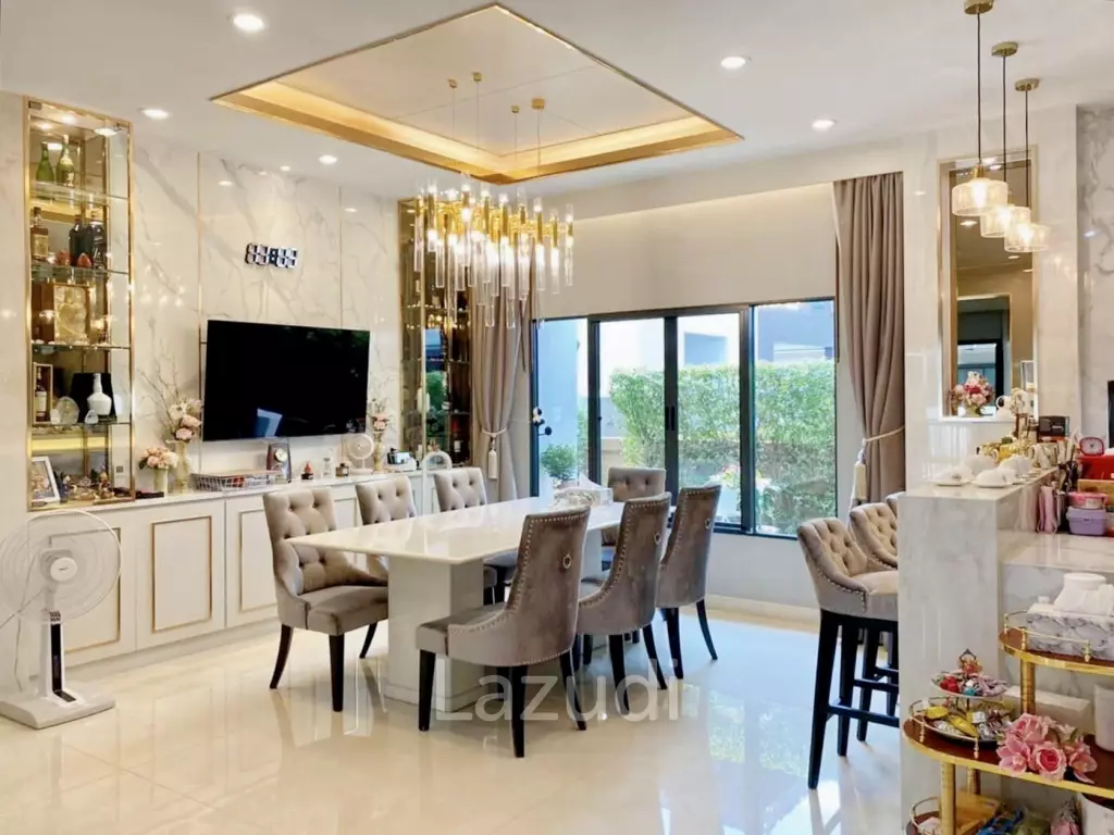 4 Bed 5 Bath 420 SQ.M Burasiri Pattanakarn