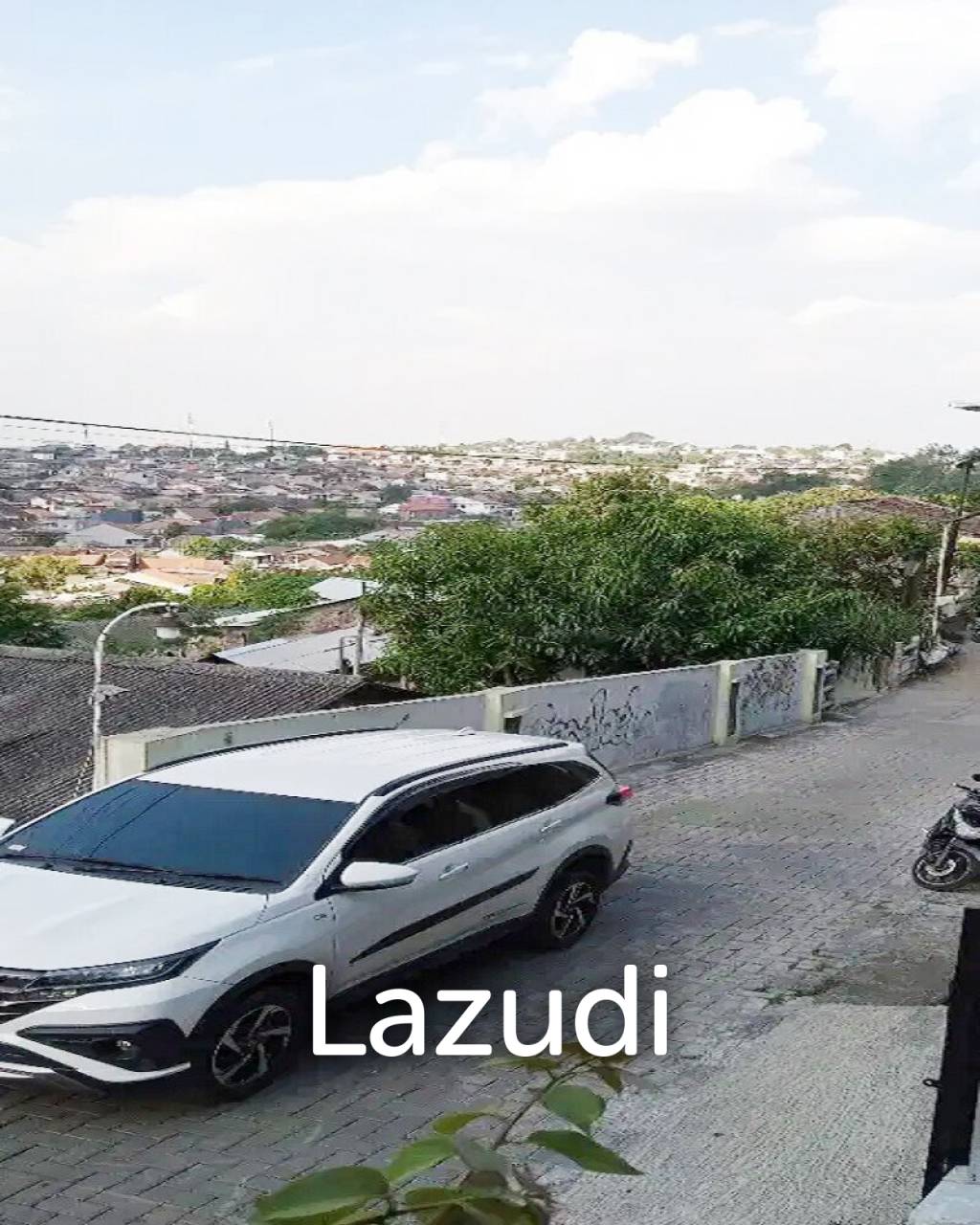 Rumah Dijual di Kota Semarang Dekat Kampus UNIMUS, Java Mall Semarang, RSUD KRMT Wongsonegoro, Pasar Mrican