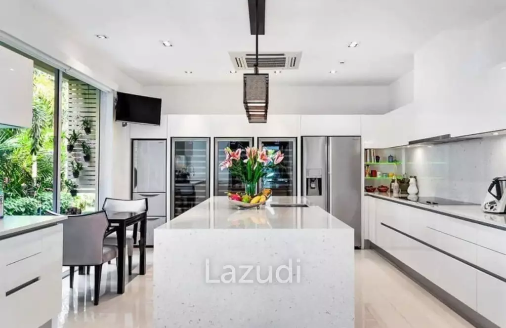 Pool Villa for Sale in Mabprachan Lake Pattaya