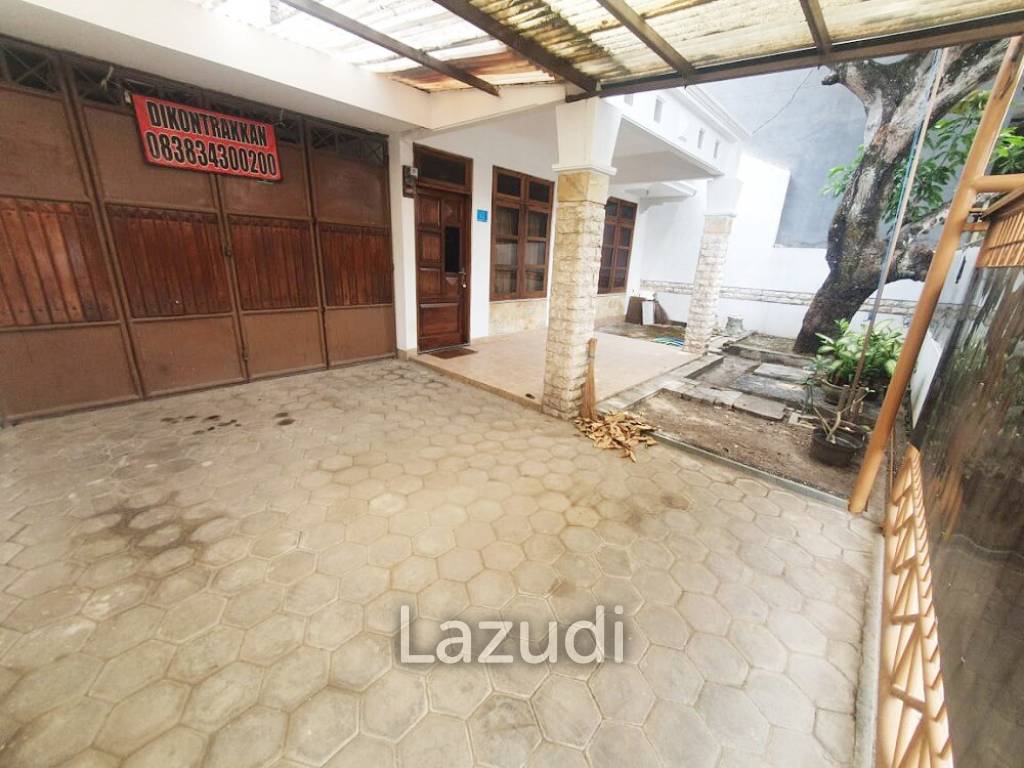 Rumah Disewakan Dekat Ciputra World Surabaya, Kampus UWKS, RS Mayapada Surabaya, Kebun Binatang Surabaya, TVRI