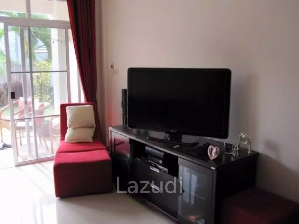 AV 88 TOWNHOUSE : Great Value 2 Storey townhouse in town