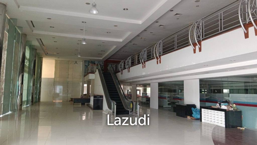 Ramindra 4,062.60 SQM Showroom for rent