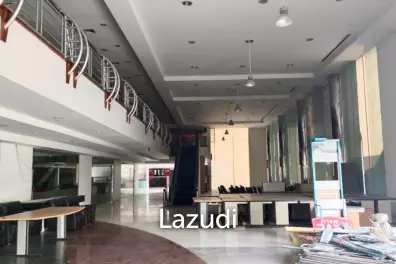 Ramindra 4,062.60 SQM Showroom for rent