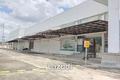 Ramindra 4,062.60 SQM Showroom for rent