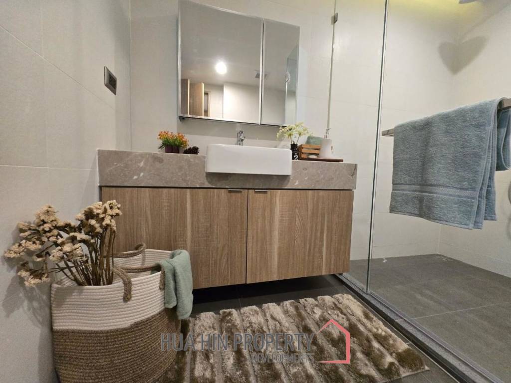 1 Bed 1 Bath 45.48 SQ.M The Pine Condominium