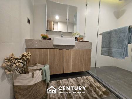 1 Bed 1 Bath 45.48 SQ.M The Pine Condominium