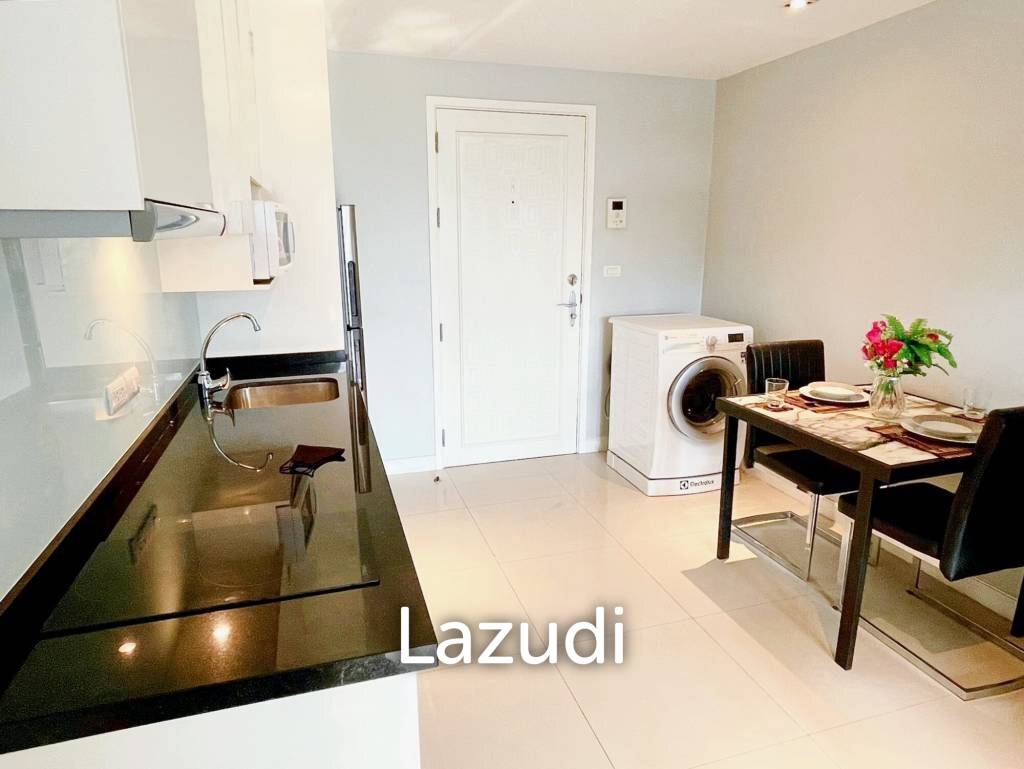 1 Bedroom 1 Bathroom 40 SQ.M. Le Nice Ekamai