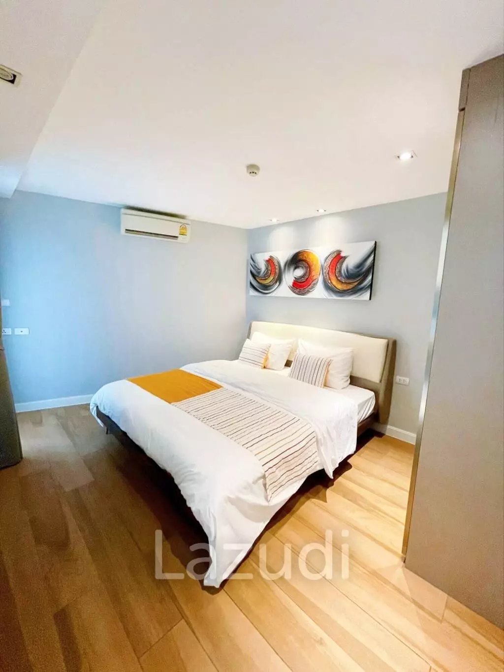 1 Bedroom 1 Bathroom 40 SQ.M. Le Nice Ekamai