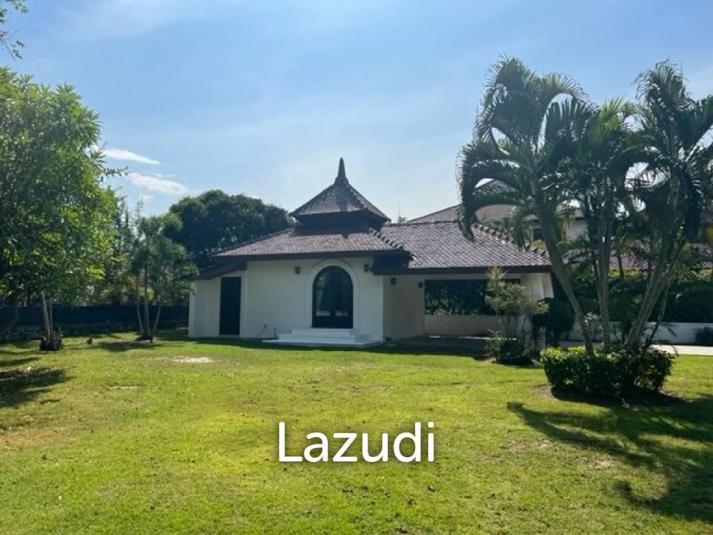 2,000 Sqm 3 Bed 4 Bath Villa For Sale