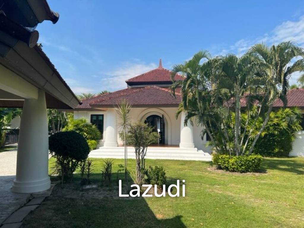 2,000 Sqm 3 Bed 4 Bath Villa For Sale