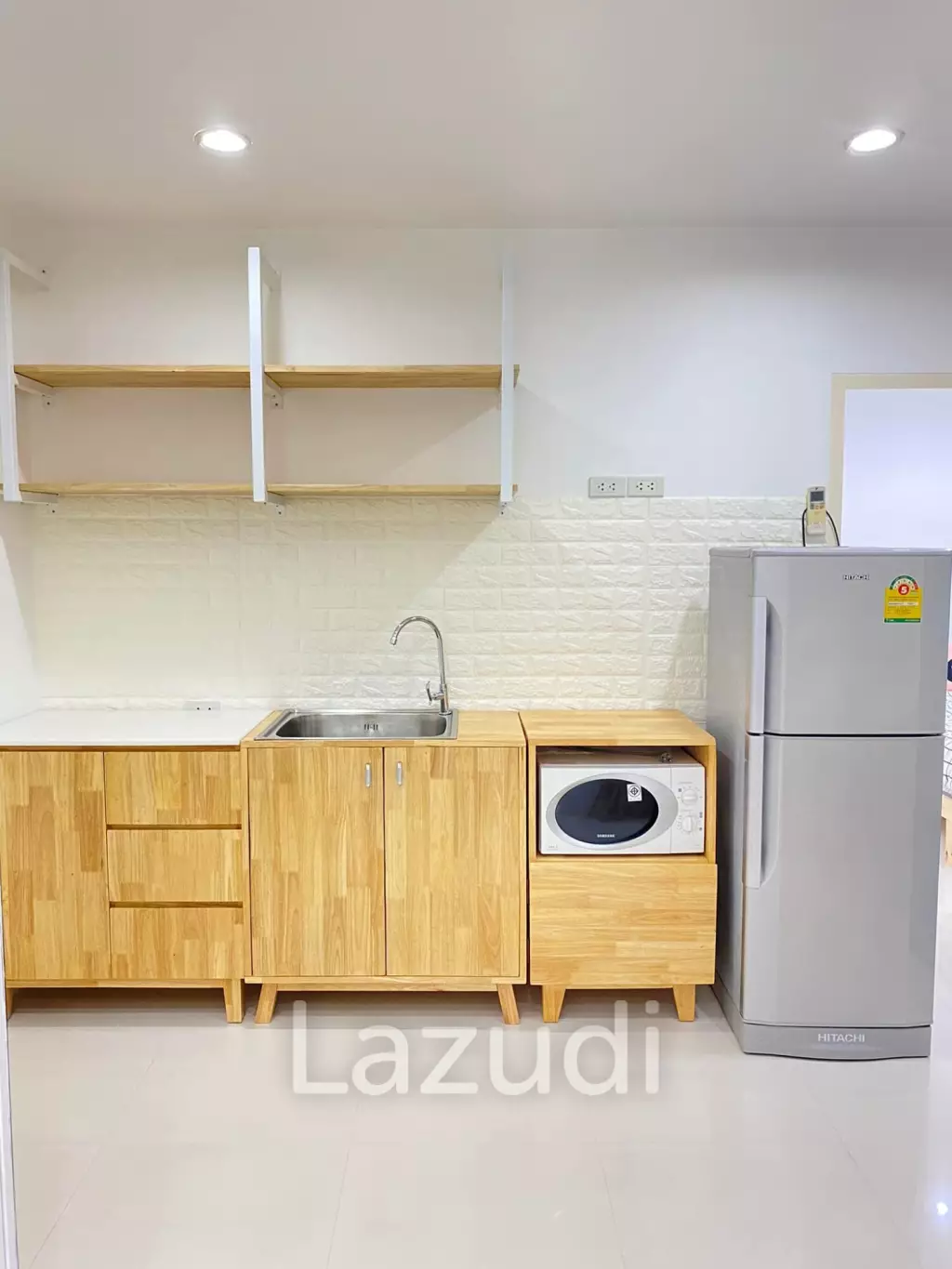 2 Bedroom 2 Bathroom 53 SQ.M. Condo For Rent+Sale