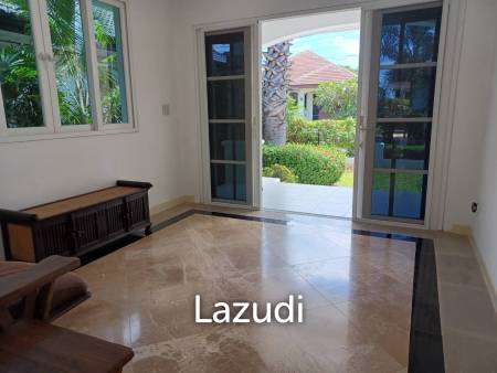 LAGUNA : 3 Bedroom Quality Pool Villa Close to Town - Hua Hin