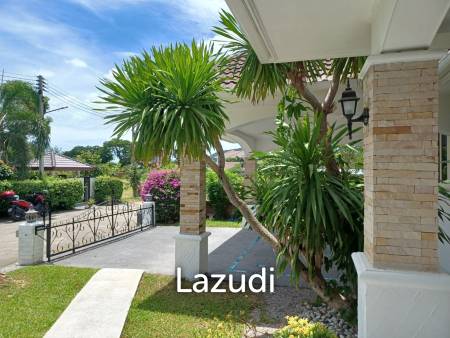 LAGUNA : 3 Bedroom Quality Pool Villa Close to Town - Hua Hin